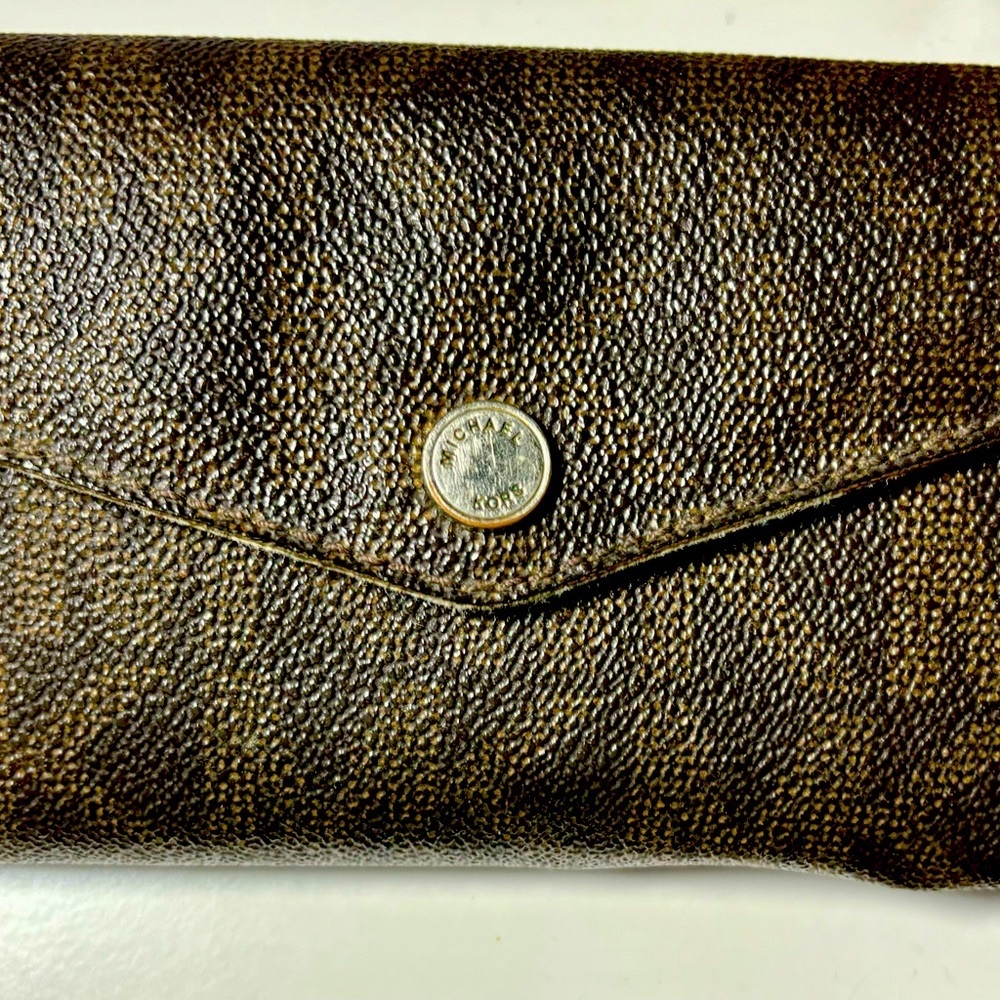 Michael kors signature long wallet